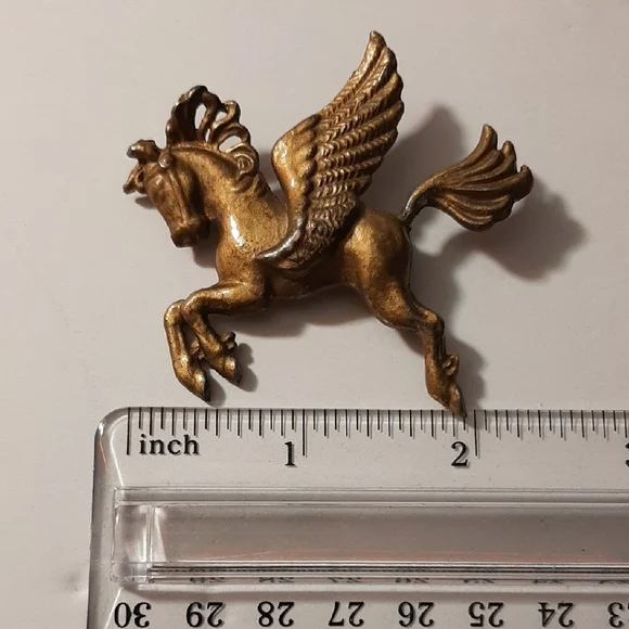 20th C. Vintage Large Gold Pegasus Brooch - Picture 6 of 7